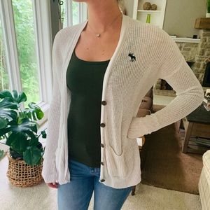 White knit cardigan